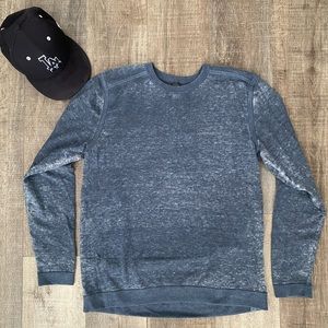 Lululemon Alpine Air Crew
Heathered Navy